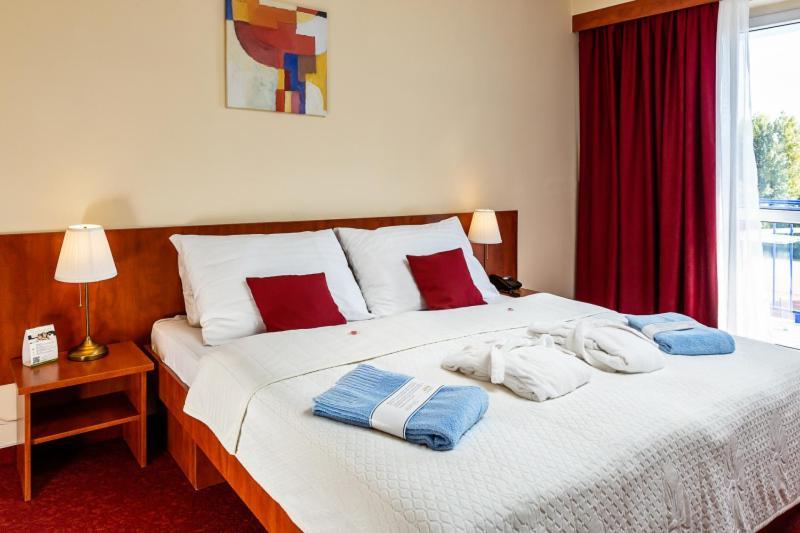 Hotel Senec Aqua Resort - Family Friendly Ngoại thất bức ảnh