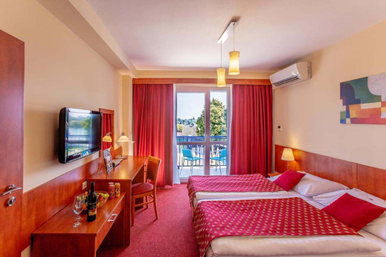 Hotel Senec Aqua Resort - Family Friendly Ngoại thất bức ảnh